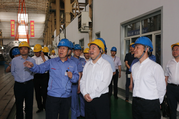 郝鹏参观考察bevictor伟德集团所属企业电机公司