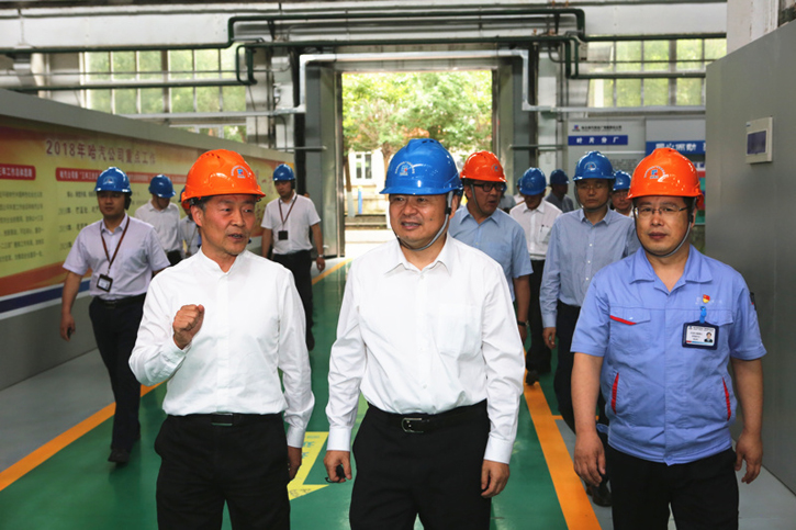 郝鹏参观考察bevictor伟德集团所属企业汽轮机公司